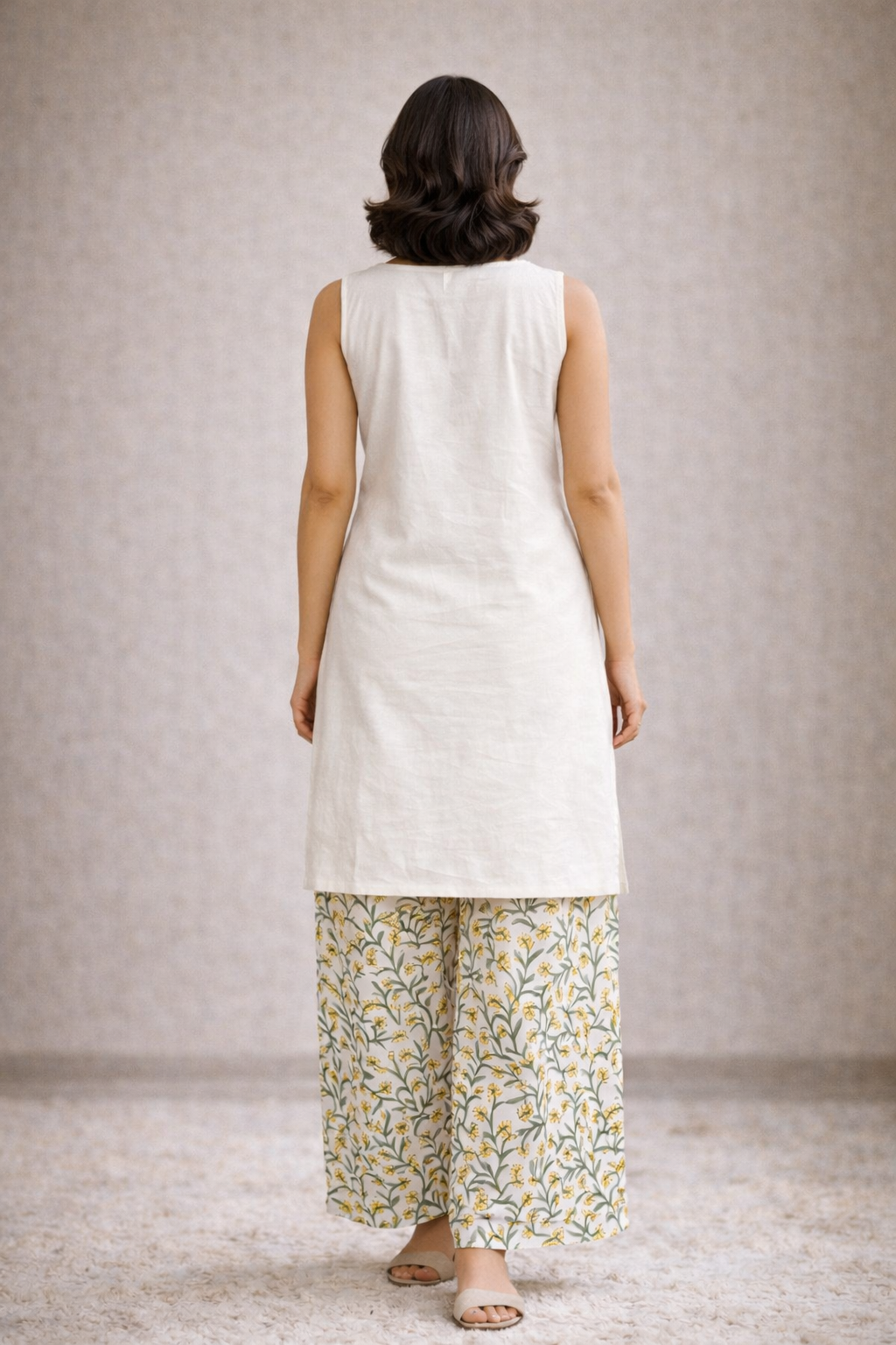 Fiza‑E‑Bahar White Set